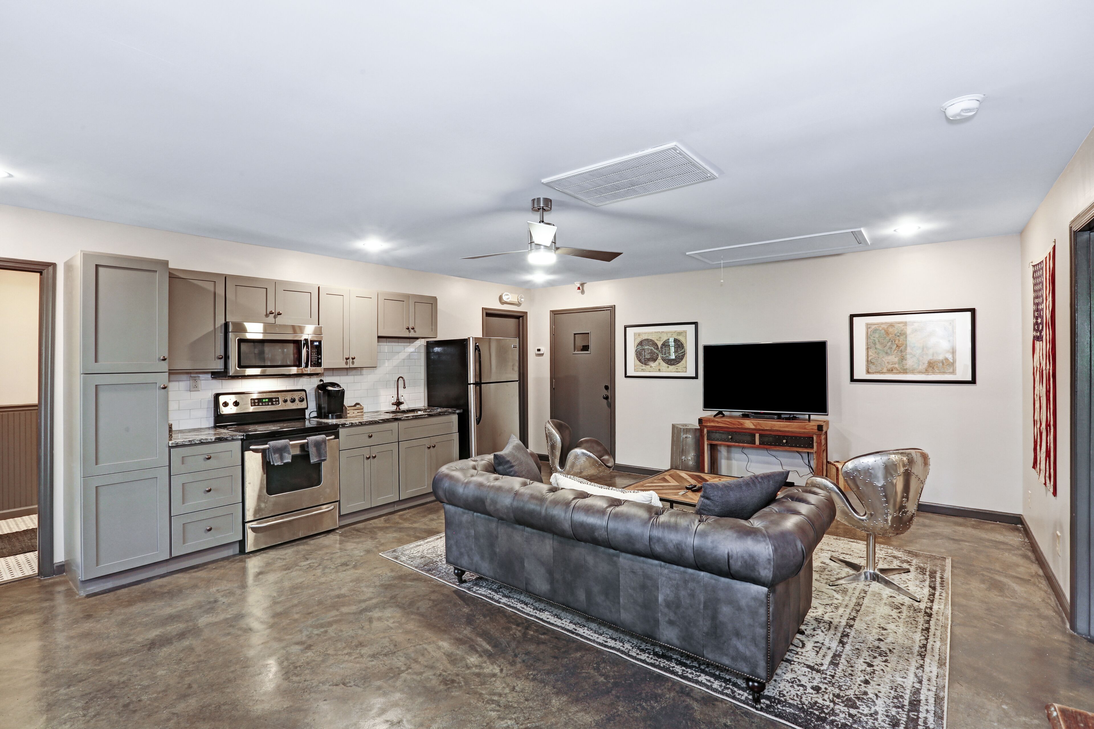 "The Recording Studio" - a real 1970's record studio Completely refinished!!