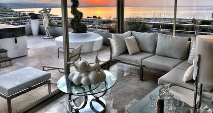 Schöne komplett renovierte Wohnung an der Küste der Côte d'Azur