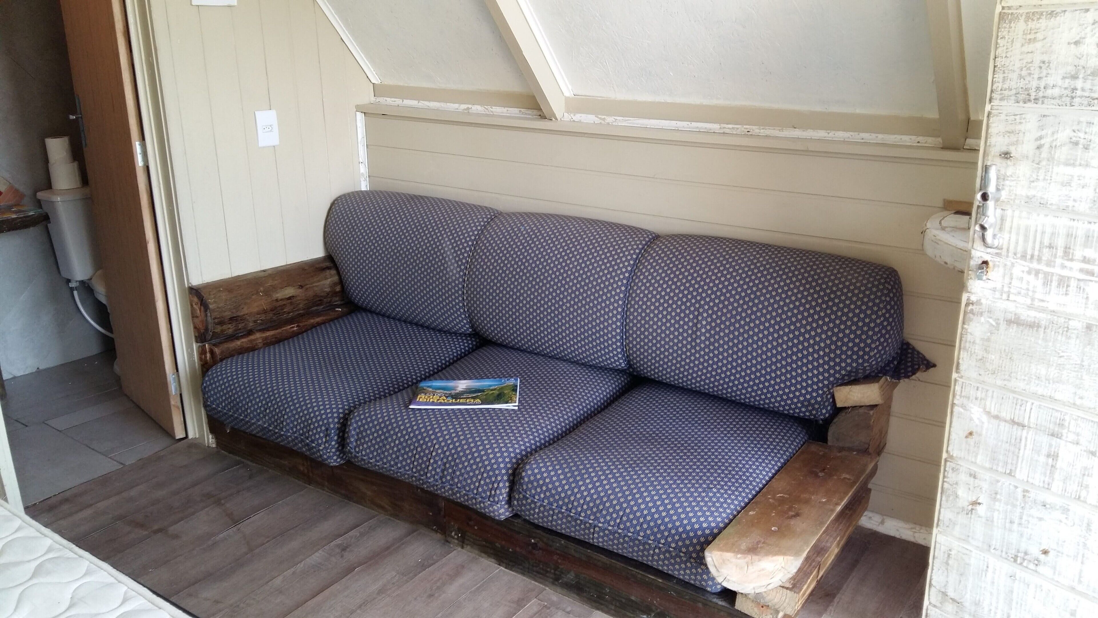 Cheap Season House in Praia do Rosa