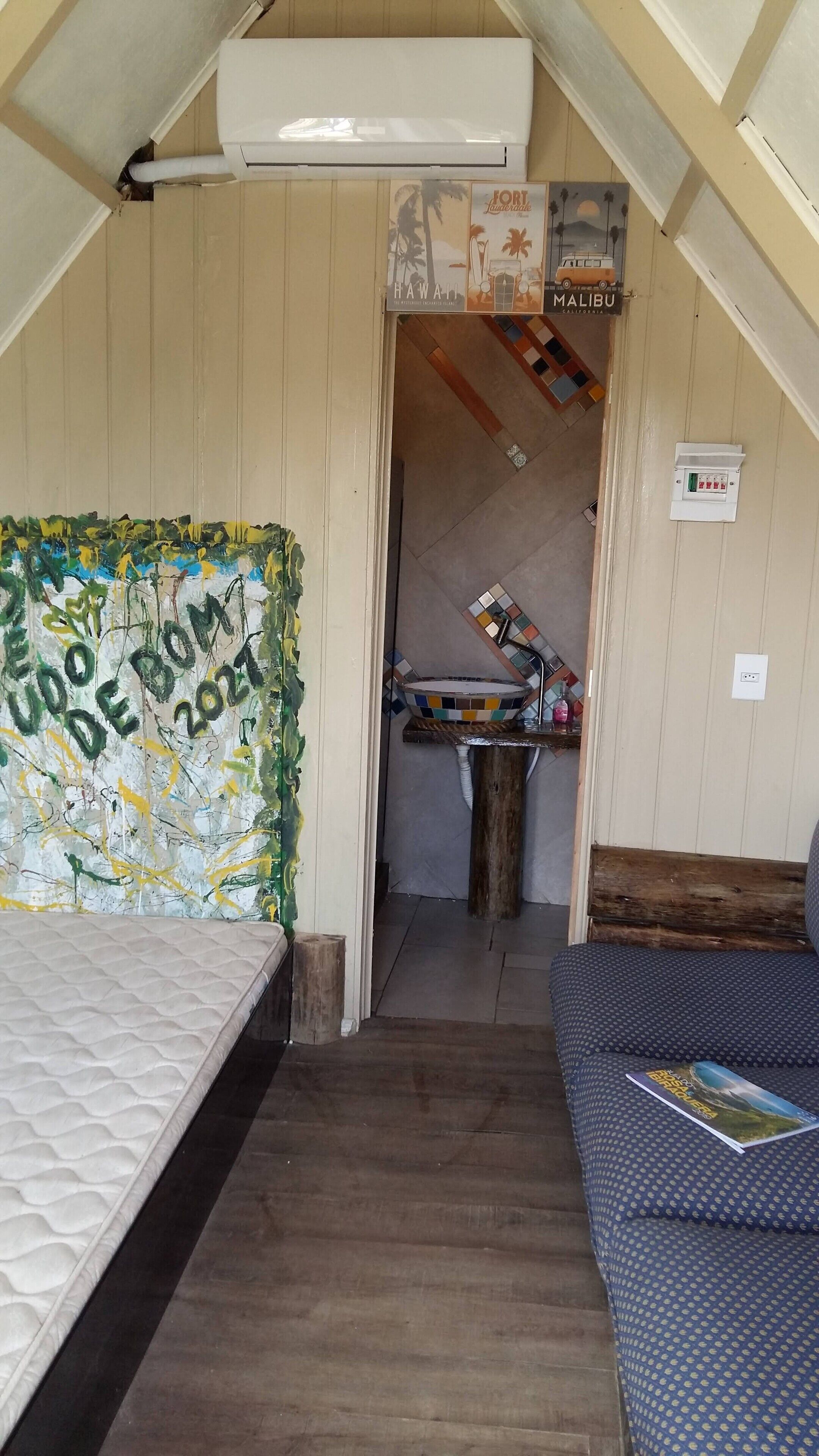 Cheap Season House in Praia do Rosa