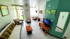 Smart TV - Large 2-story apartment, duplex penthouse, right on the sand of Ingleses beach! (Ingleses Norte)