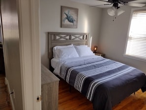 2 habitaciones, escritorio, tabla de planchar con plancha y wifi gratis