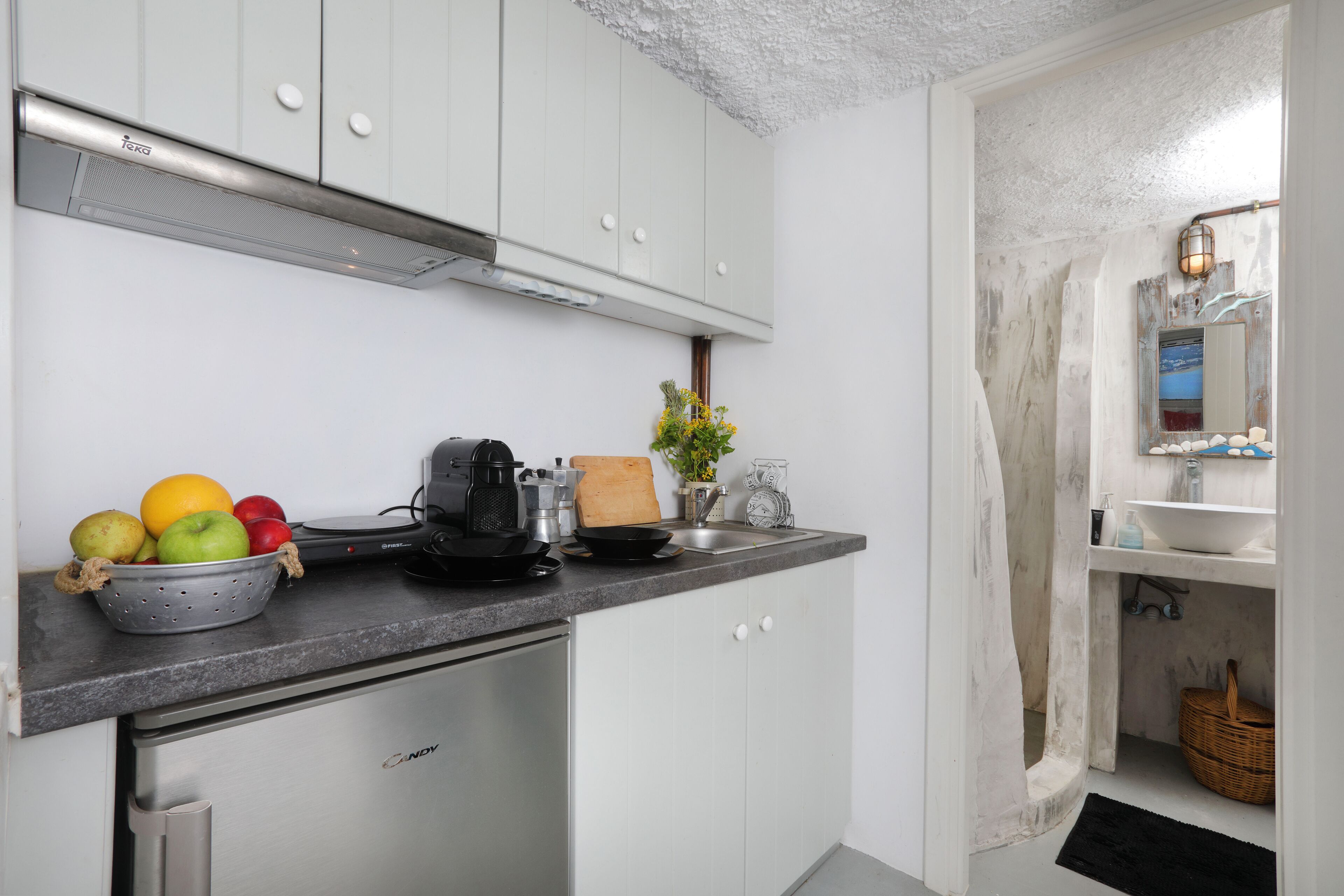 Villa Zoe unique sea view, family friendly close to town