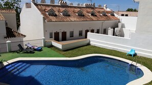 Außenpool, Liegestühle