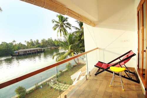 Water's Edge Villas Luxus Hinterwasser Boutique Hotel