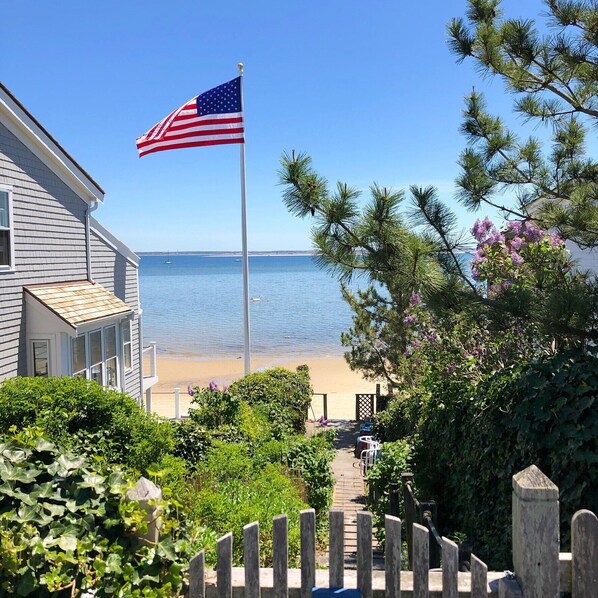 Beach nearby, beach towels