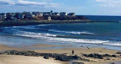 HAMPTON BEACH OCEANFRONT HOME SITUATED ON GREAT BOARS HEAD