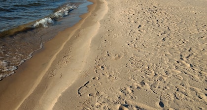 FAITH -CABIN at UPPER SILVER LAKE Sand dunes close by ~ 6 Person / 2 Bedroom