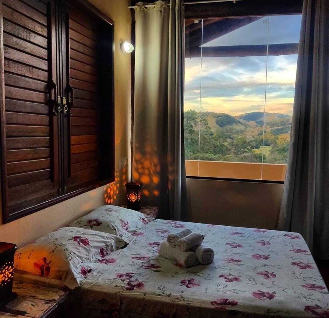 Beautiful Site with private waterfall, 4 km from Cunha