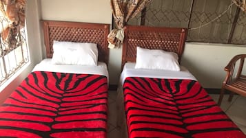 16 slaapkamers, een kluis op de kamer, internet
