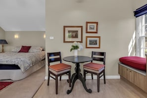 1 Schlafzimmer, Bügeleisen/Bügelbrett, Reisekinderbett, kostenloses WLAN