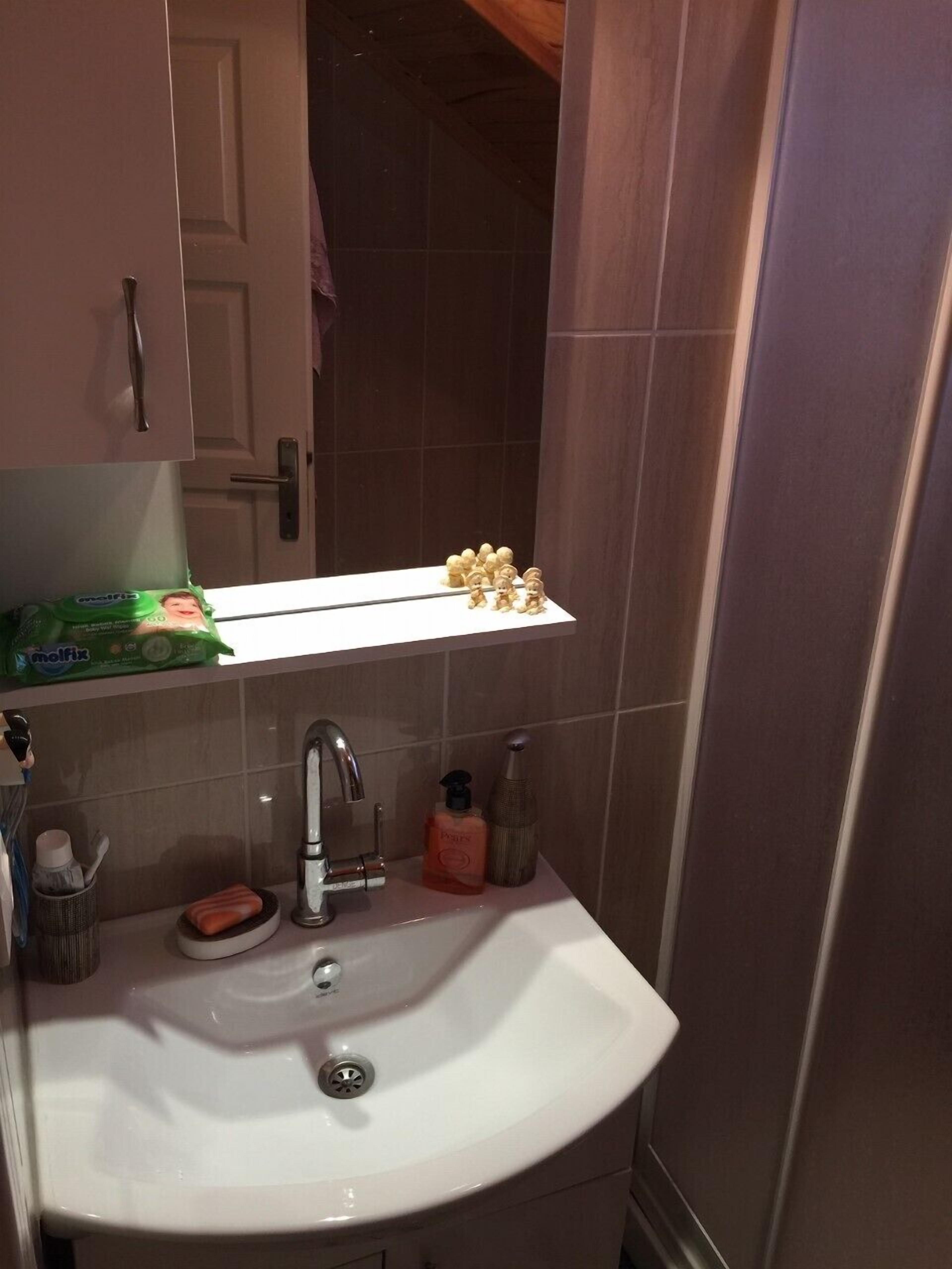 Experience like local: perfect location, warm flat