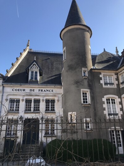 Family home in the heart of Sancerre 2 mins from the French language school