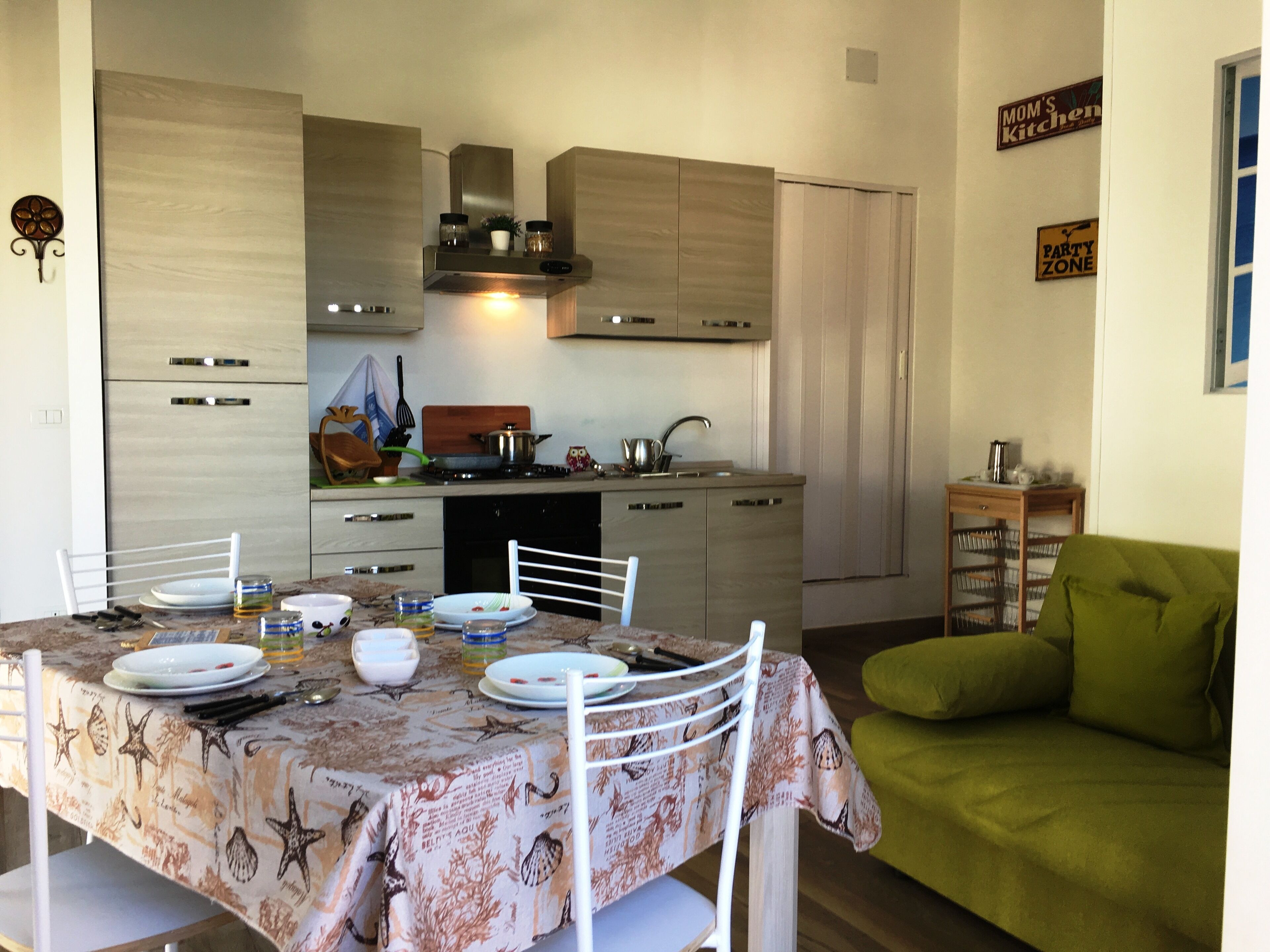 Torre dell'Orso New apartment 5 places economic 300 m from the sand