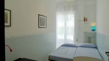 3 camere, ferro/asse da stiro, Wi-Fi
