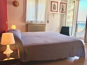 3 chambres, fer et planche à repasser, Wi-Fi