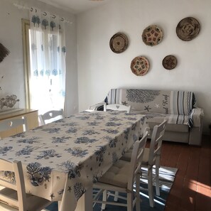 Interior - Residence Pinnetta - 6-seater apartment with free pool and WiFi (Calabitta)