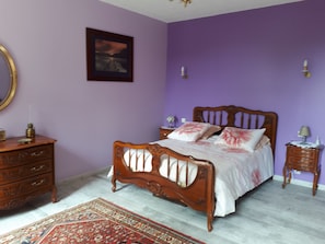 2 chambres, fer et planche Ă repasser, Wi-Fi gratuit, draps fournis