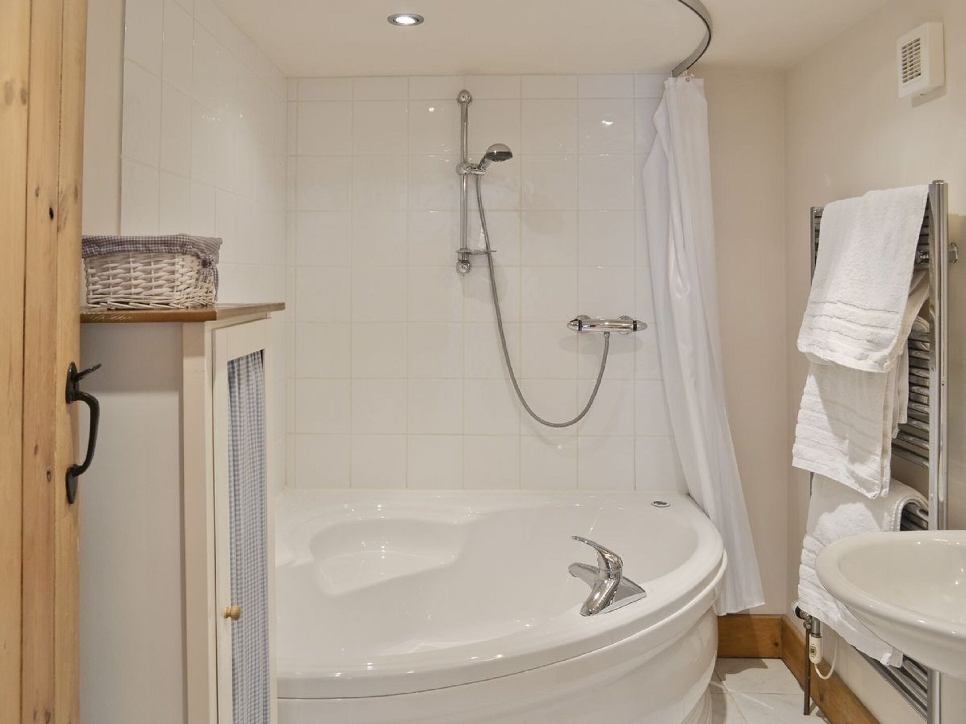 Cosy Cottage in Peaceful Lincolnshire countryside close to historic Lincoln