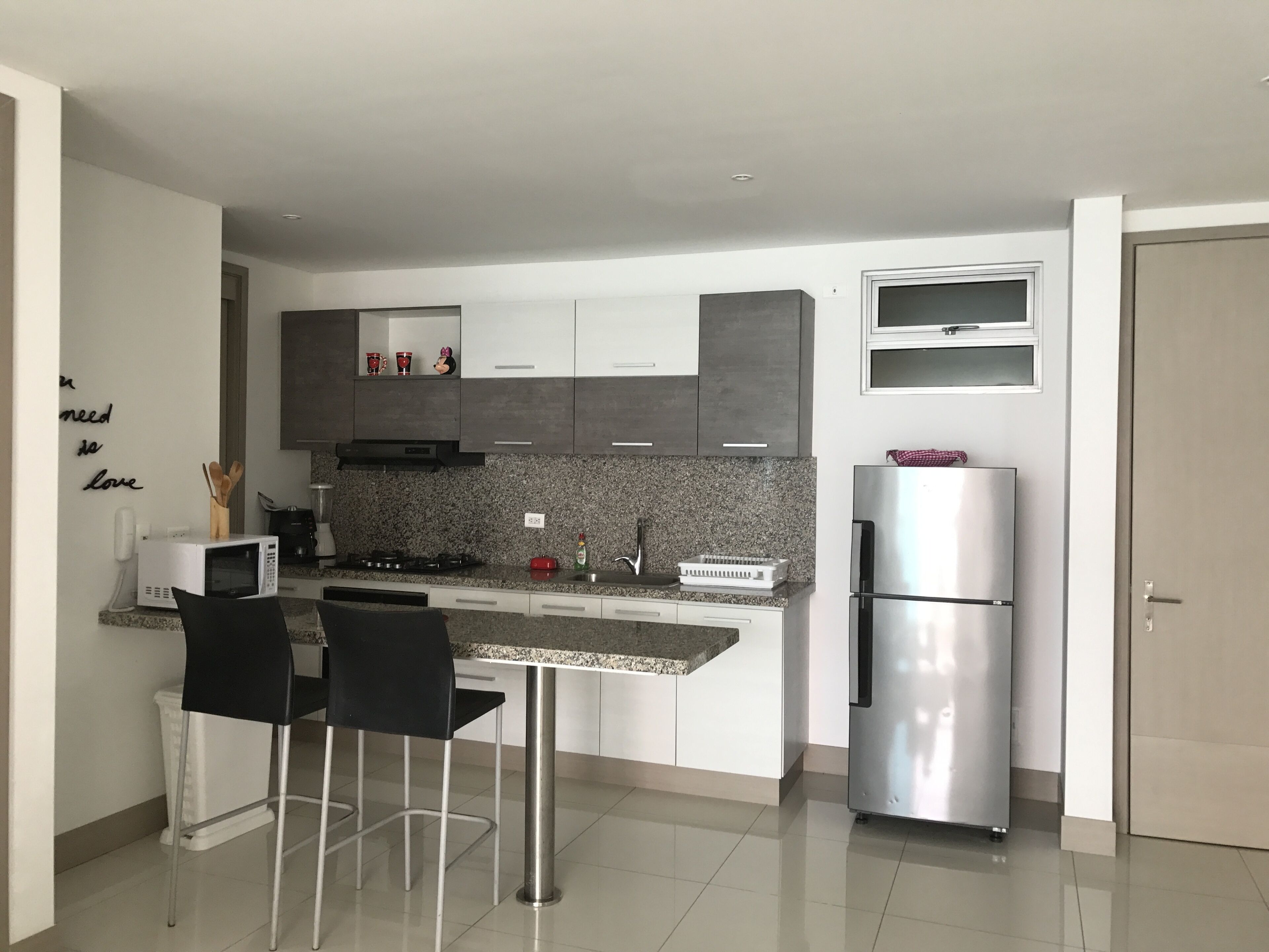 Apartment facing the sea