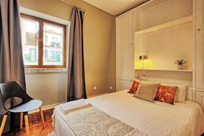 9 chambres, fer et planche à repasser, Wi-Fi, literie fournie