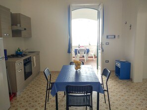 Dining - VILLA ALDA TWO ROOMS APARTMENT - Apartment with Enchanting View (Santa Cesarea Terme)