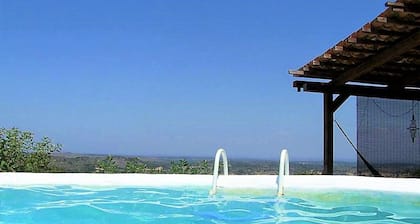 Marvao Eco-Villa con piscina privada y una impresionante panorámica vista
