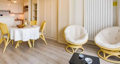 Les Trois Iles by Interhome