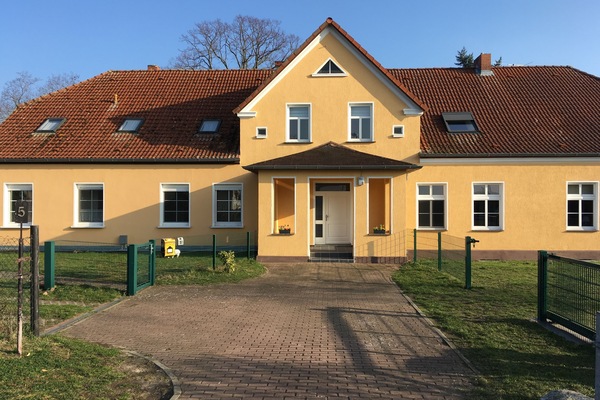 Vorderansicht Gutshaus