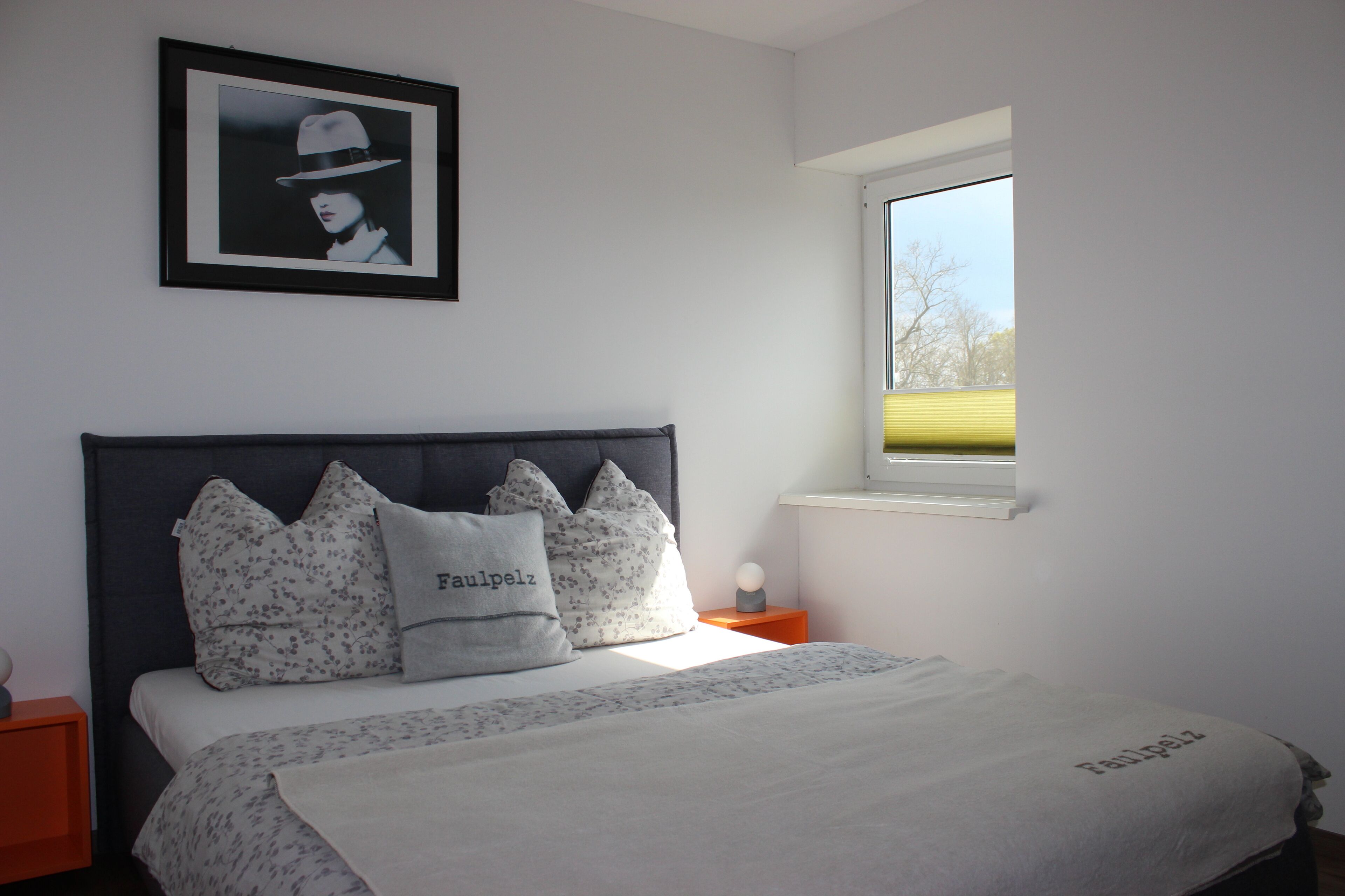 2 slaapkamers, reisbedje, gratis wifi, beddengoed