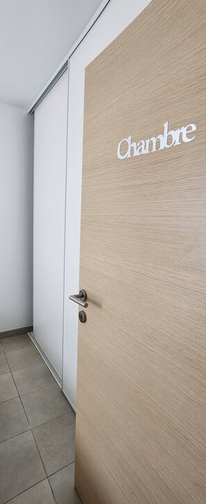 Interior - Comfortable garden level⭐⭐⭐ between sea and mountains (Prunelli-di-Fiumorbo)