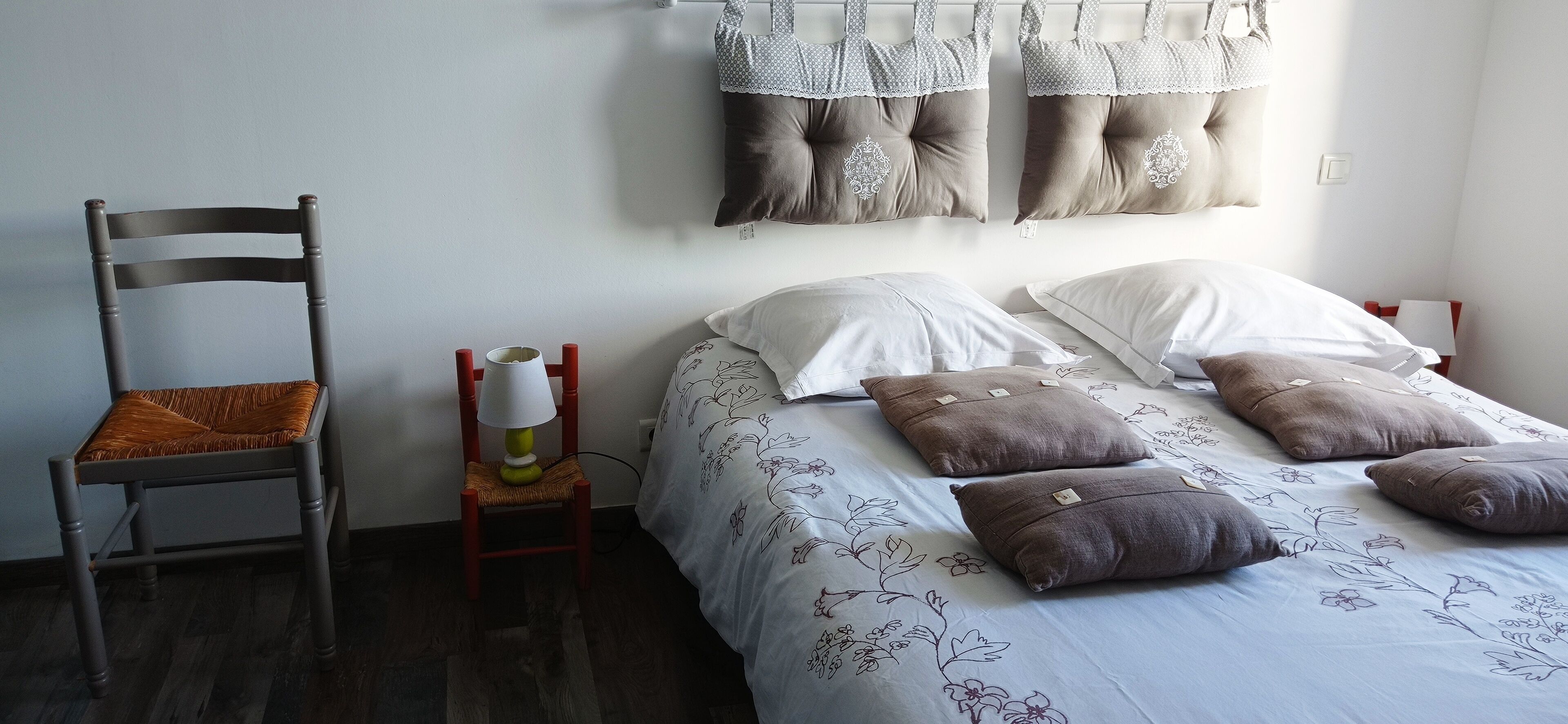 Charming house in the heart of a village 