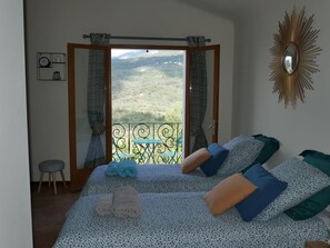 3 habitaciones, tabla de planchar con plancha y wifi gratis