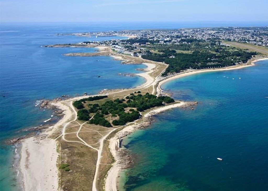 Nær stranden