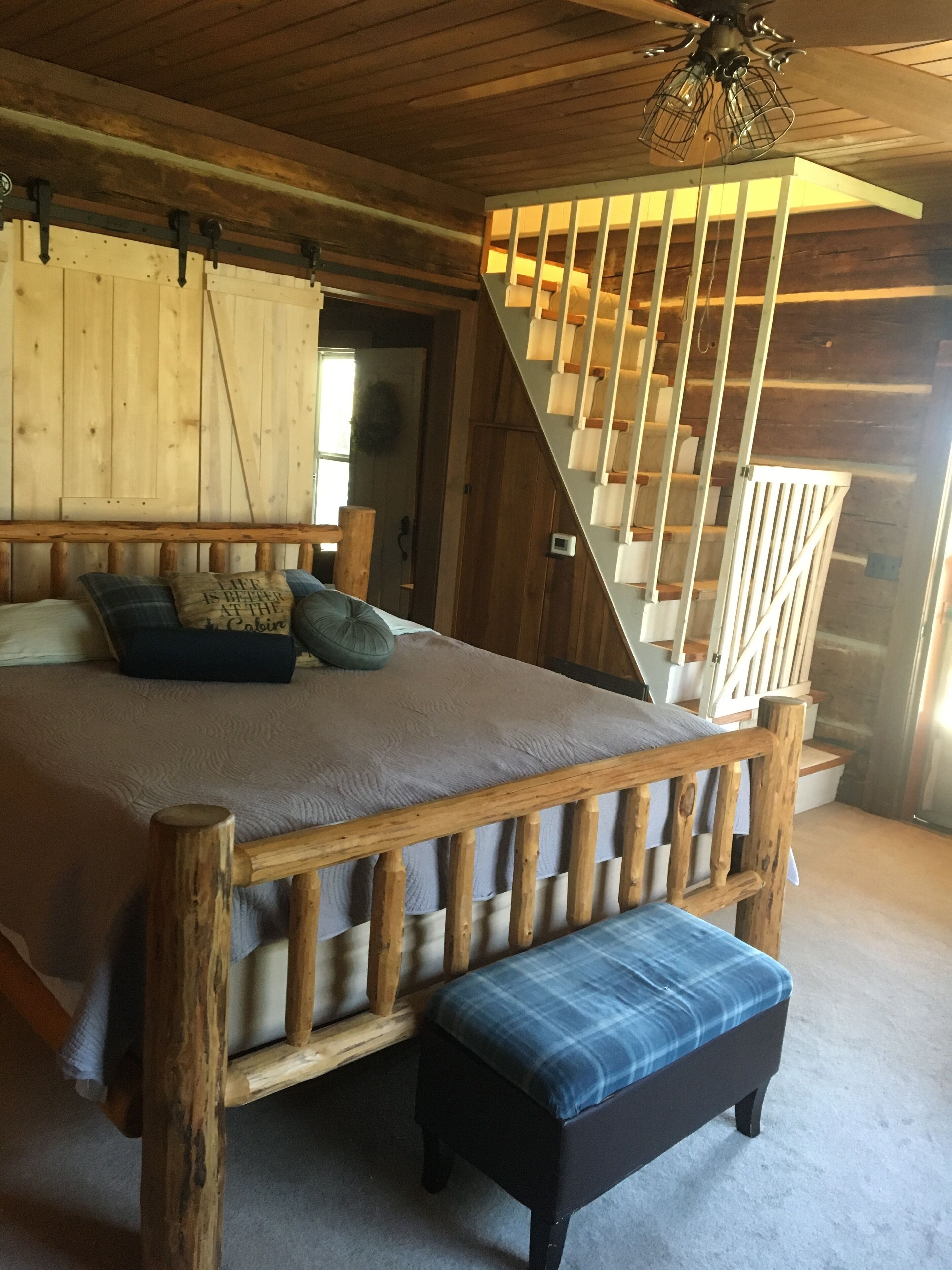 Cozy Log Cabin- Hiking Kayaking Fishing