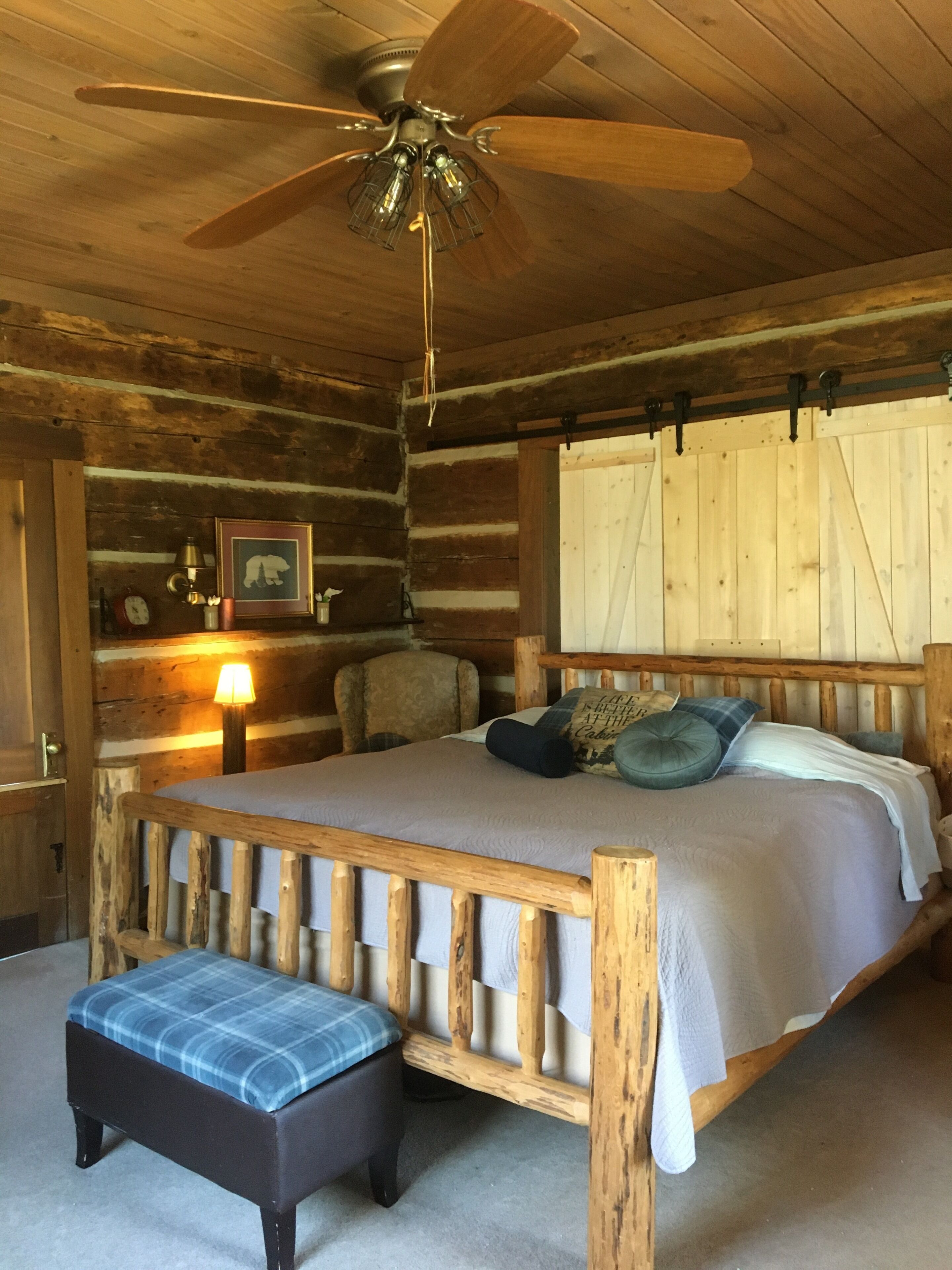 Cozy Log Cabin- Hiking Kayaking Fishing