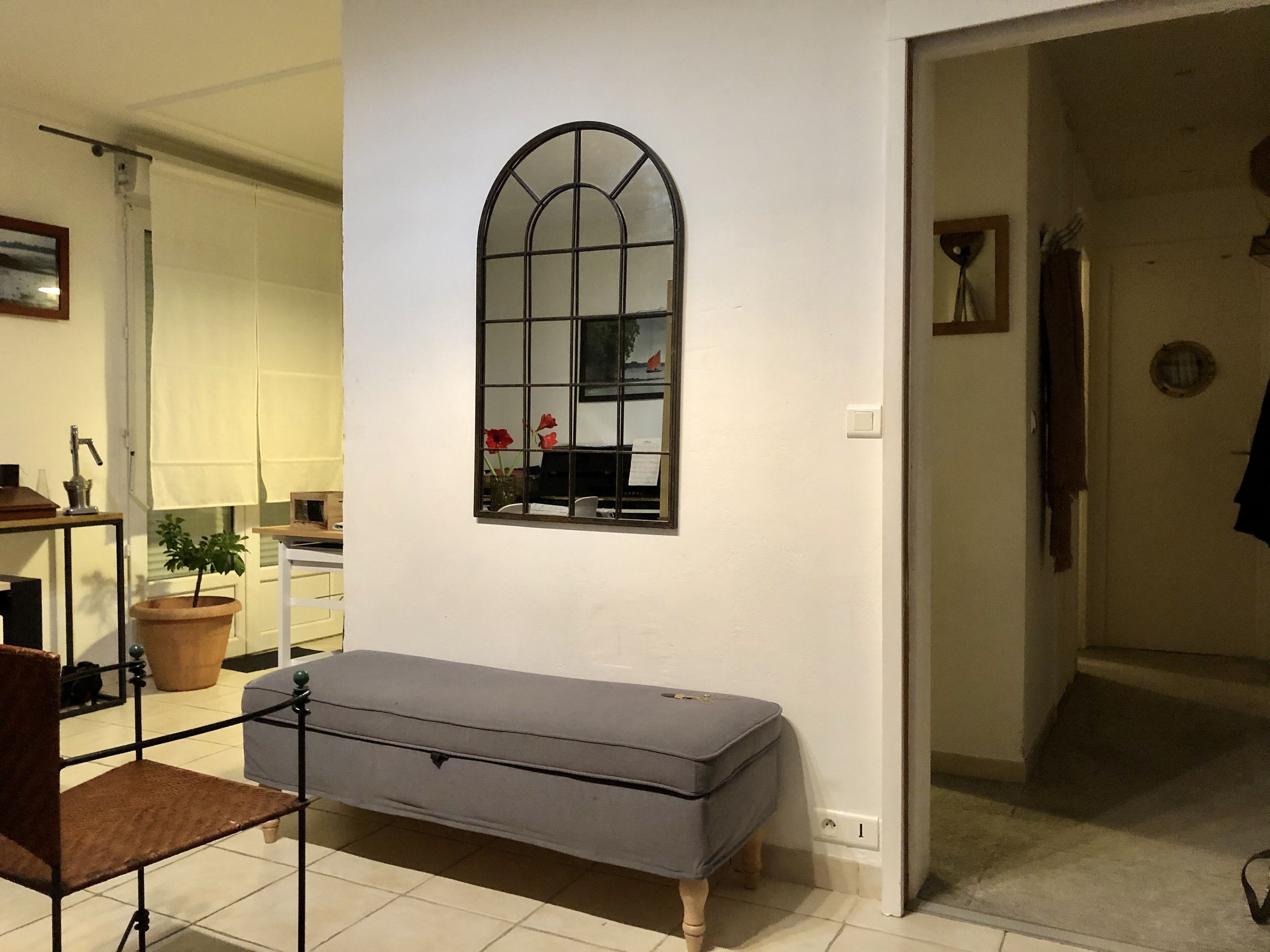 APARTMENT WITH GARDEN CLOSE TO COASTAL TRAILS, POINTE DES EMMIGRES