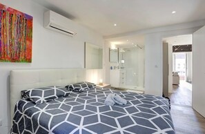 1 bedroom, iron/ironing board, travel cot, free WiFi