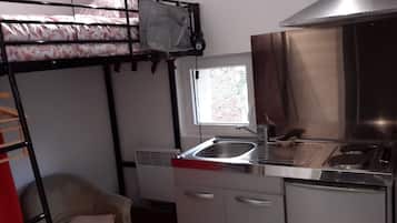 Microwave, coffee/tea maker, cookware/dishes/utensils