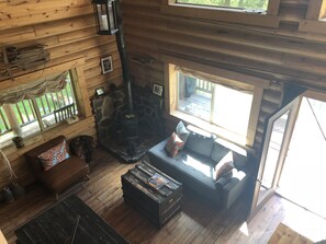 TV, fireplace, books, stereo