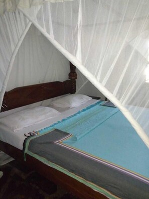 6 bedrooms - 6 bedroom palatial private house (Malindi)