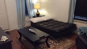 1 chambre, bureau, fer et planche Ă repasser, Wi-Fi gratuit