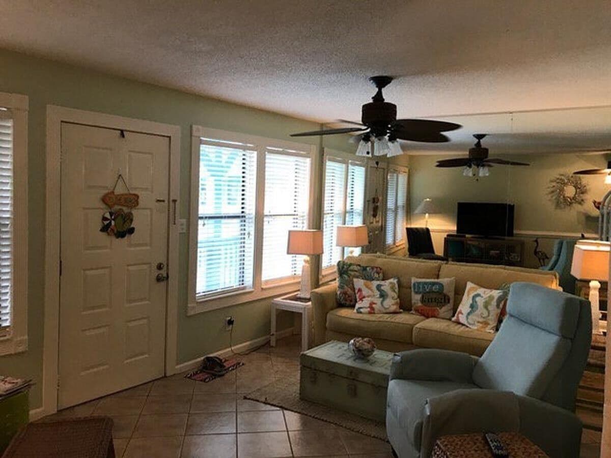--STUNNING-- Sea Breeze at Gulf Shores Unit 216