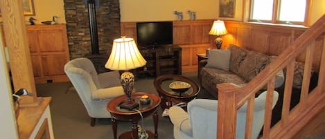 TV, fireplace, DVD player