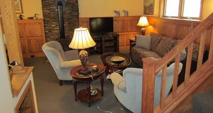 Private Lakefront Home on Peninsula of Pristine Big Bass Lake