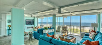 比類のないビーチ、ベイ、ハーバー、チャンネルビュー