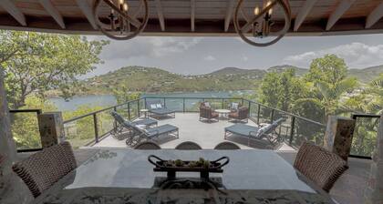 Updated Caribbean retreat, with solar and generator power backup