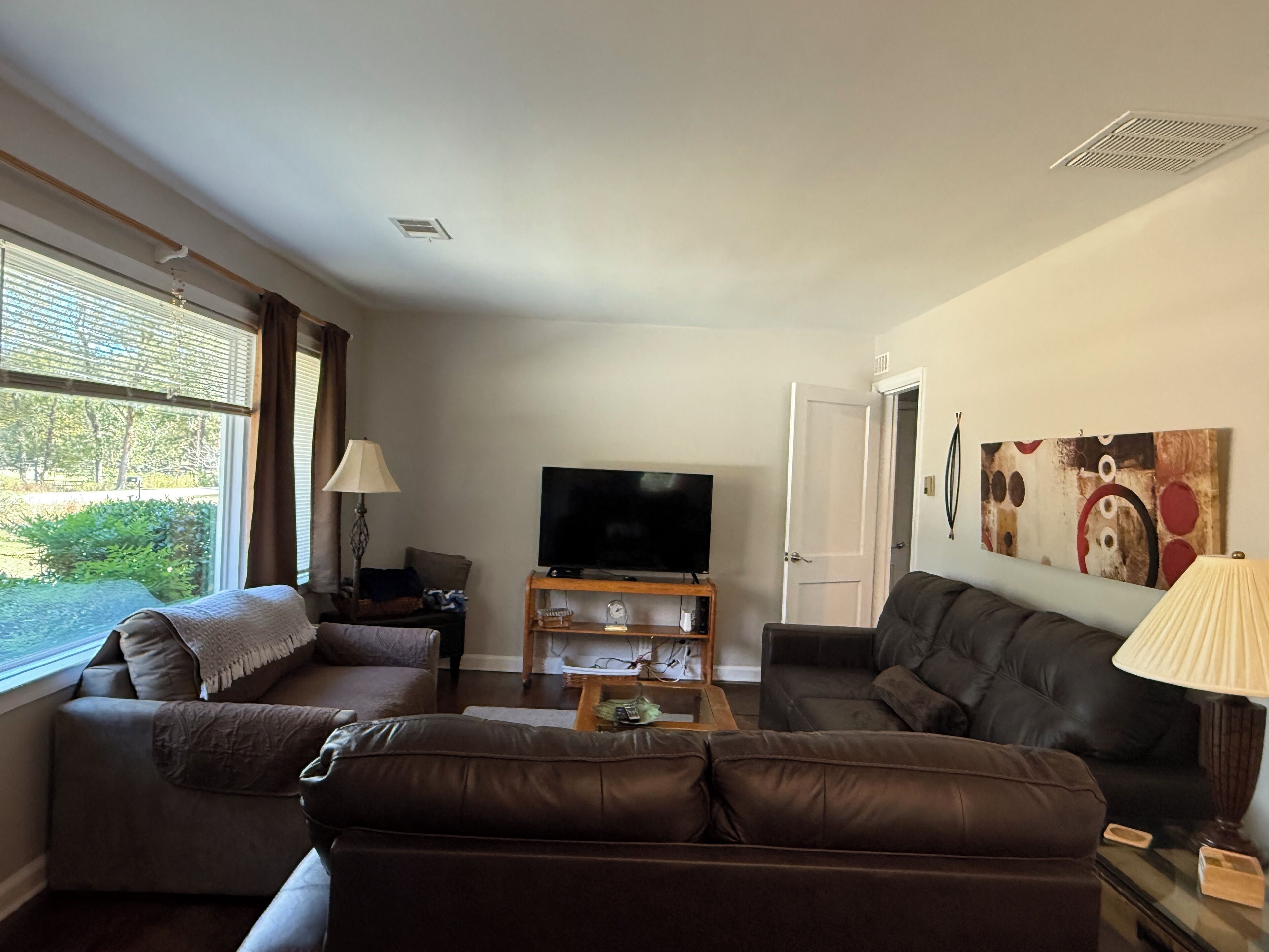 Älytelevisio, kirjoja, stereot