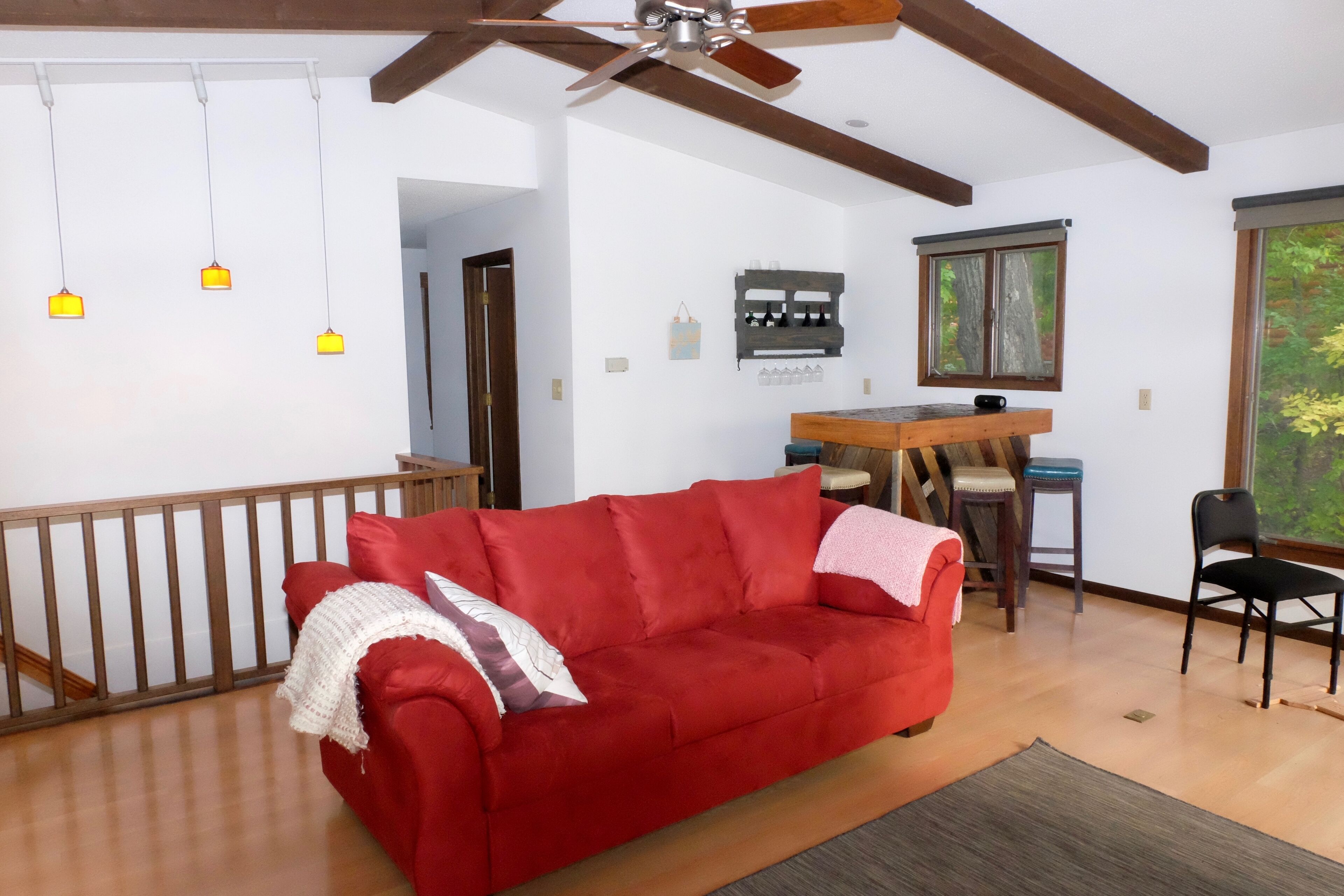 Charming Lake House on Cross Lake - only 70 miles from the Twin Cities