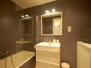 Haartrockner, Handtücher